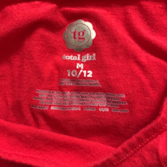 EUC red 3/4 sleeve Santa shirt size m - Picture 3 of 3